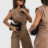 Σοφία Ασύμμετρο Σετ με Ντραπέ Ώμους