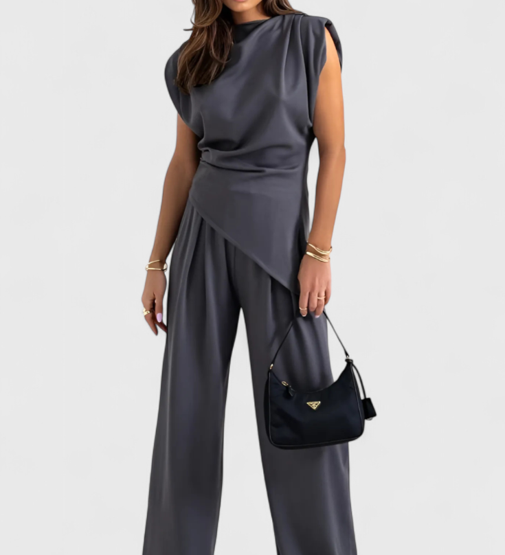 Σοφία Ασύμμετρο Σετ με Ντραπέ Ώμους