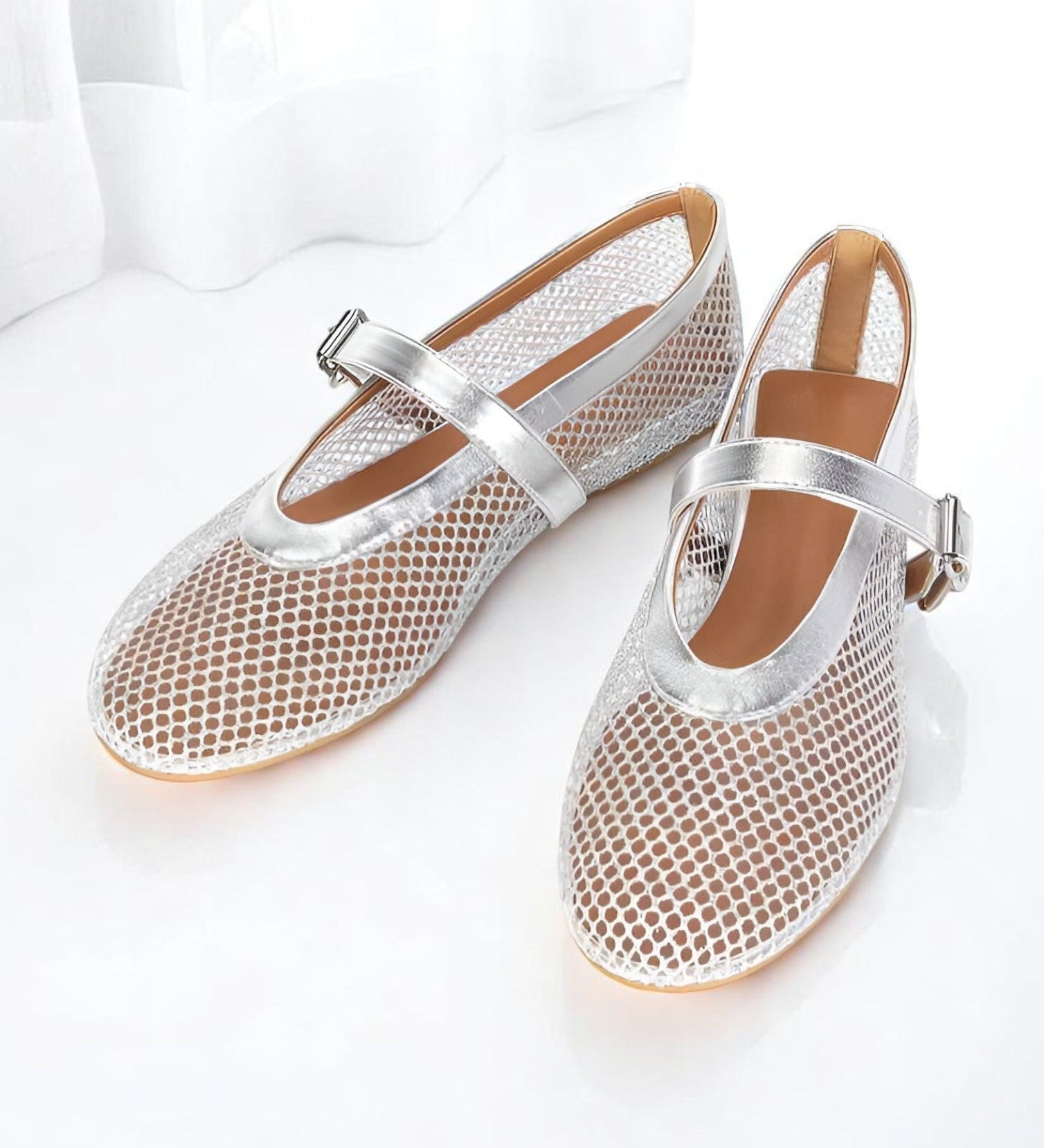Luna – Mesh Flats με Μοντέρνο & Δηλωτικό Στυλ