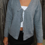 Alexa | Γκρι Άνετο Πλεκτό με Δέσιμο Μπροστά (Cozy Grey Tie-Front Knit Sweater)