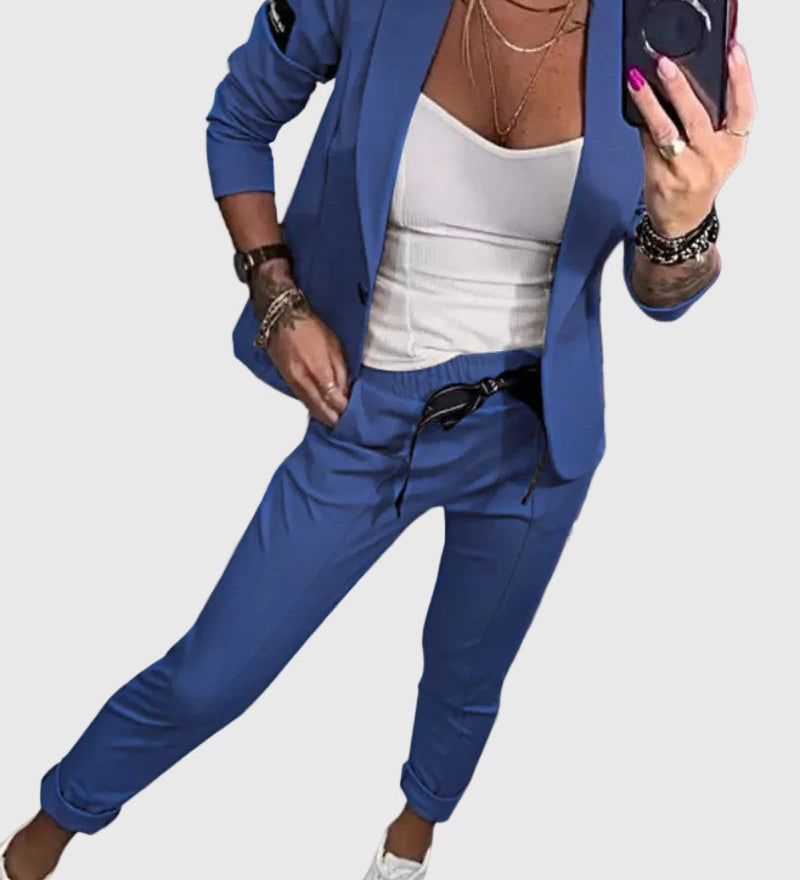 Ξένια – Κομψό Σετ Μπλέιζερ & Παντελονιού