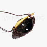 Αλεξάνδρα – Τσάντα με Υφαντό Σχέδιο και Χρυσό Χερούλι