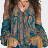 Alina | Μποέμ Σιφόν Μπλούζα με Λαχούρια σε Μπλε-Πράσινο (Teal) και Κεχριμπαρί (Amber) με Βολάν στις Μανσέτες