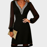 Rica | Φόρεμα Αδυνατίσματος με V-Neck και Εισαγωγές