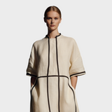 Peyton | Γυναικείο Μοντέρνο Φόρεμα Maxi από Λινό Μείγμα σε Μπεζ Χρώμα με Στάντ Κολάρο και Μισό Μανίκι, Με Αντίθεση και Τσέπες MDA2924L4AU