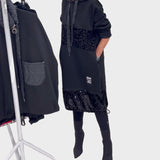 Marieta | Μοντέρνο Φόρεμα με Κουκούλα και Πάτσα