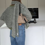 Απαλή ριγέ ζακέτα σε χρώμα μάτσα