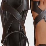 Estela Γυναικεία πέδιλα πλατφόρμας με συνθετικές σταυρωτές τιράντες