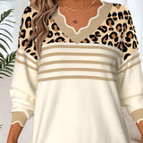 πλεκτό πουλόβερ V-λαιμόκοψη με αντίθεση και λεοπάρ σχέδιο
