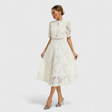 Λυδία - κομψό μεσοφόρι με δαντέλα για γυναίκες