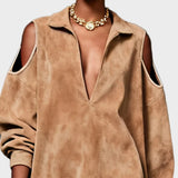 Fiona | Μίνι Φόρεμα από Συνθετικό Σουέτ σε Ταμπά Χρώμα με Ανοιχτούς Ώμους