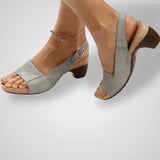 Ιβ | Ορθοπεδικά Σανδάλια με Στήριξη Αψίδας