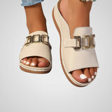 Έστερ | Σανδάλια με Λουράκι και Αγκράφα