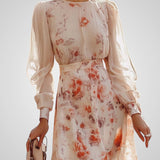 Φρέια | Κομψό Ανθοστόλιστο Πλισέ Φόρεμα με Κοντά Μανίκια