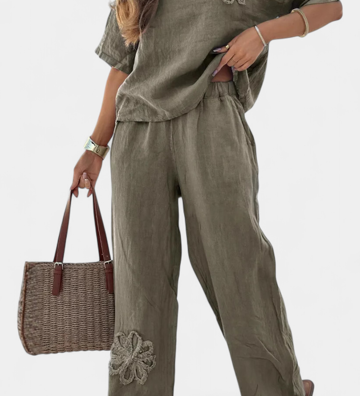 Natalia Χαλαρό Σετ από Κεντημένο Λινό με Άνετη Σιλουέτα