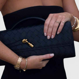 Melanie Τσάντα Clutch με Χρυσή Λεπτομέρεια Κόμπου
