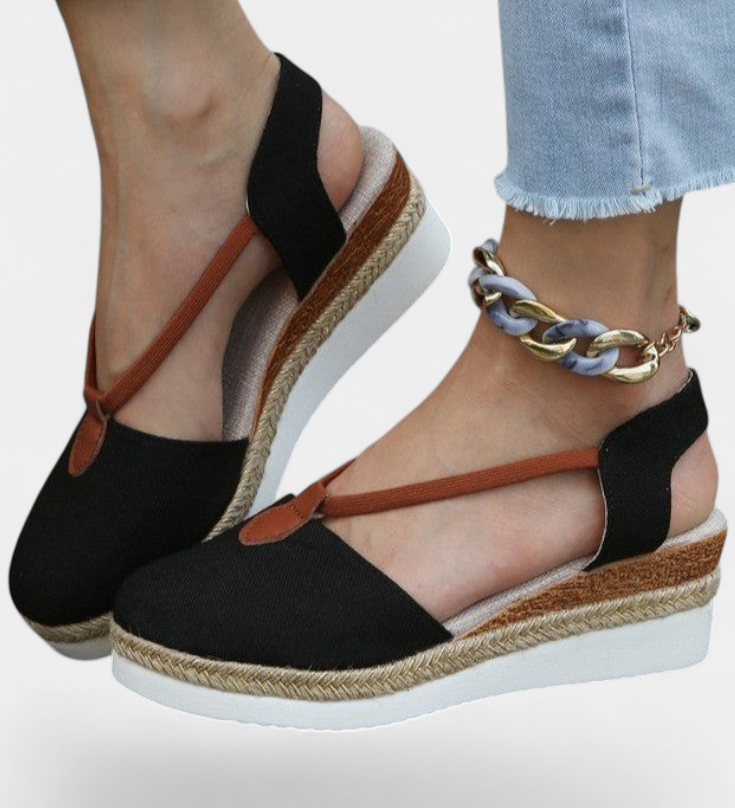 Eunate Σανδάλια με εφέ γιούτας και φυσική λεπτομέρεια