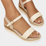 Damiana Σανδάλια με Πλεκτή Λεπτομέρεια