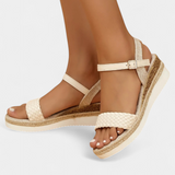 Damiana Σανδάλια με Πλεκτή Λεπτομέρεια