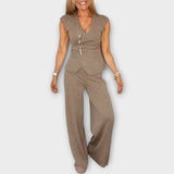 Ολόσωμη Φόρμα με Κομψή Γραμμή