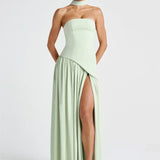 Elena – Maxi Φόρεμα με Ανοιχτούς Ώμους, Σκίσιμο & Choker Λεπτομέρεια