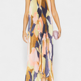 Giselle μακρύ πλισέ φόρεμα με λαιμόκοψη και κομψή κίνηση