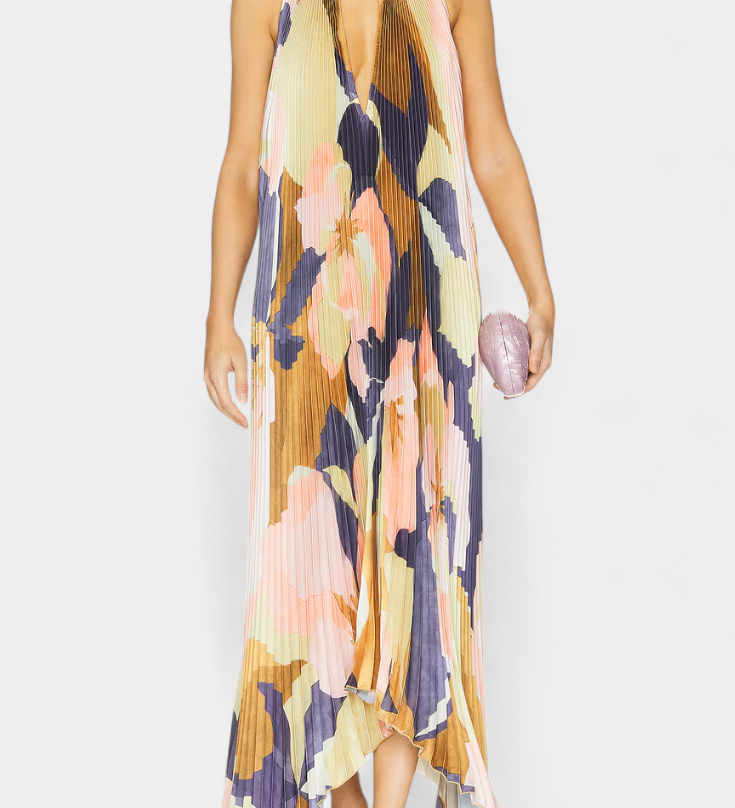 Giselle μακρύ πλισέ φόρεμα με λαιμόκοψη και κομψή κίνηση