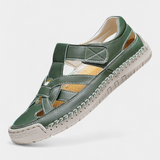 Εργονομικά πέδιλα από συνθετικό δέρμα Kaia κομμένα στο πλάι