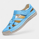 Εργονομικά πέδιλα από συνθετικό δέρμα Kaia κομμένα στο πλάι